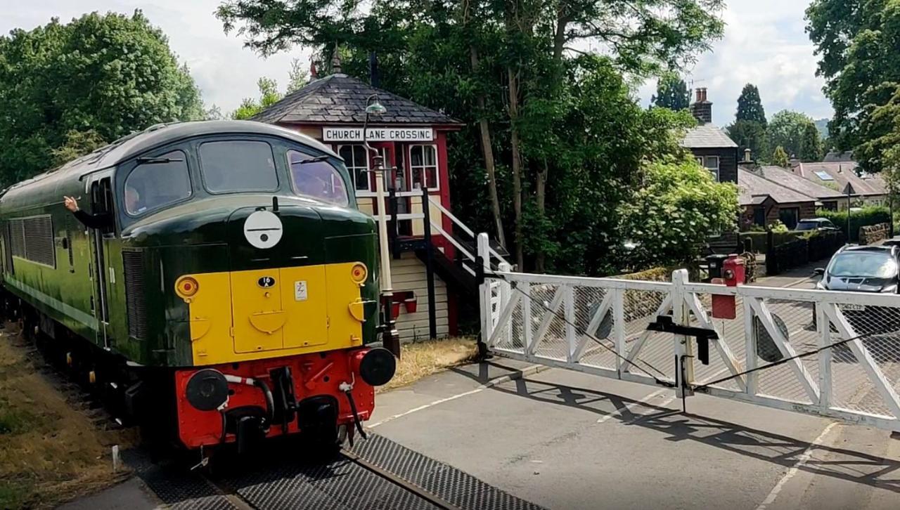 The Carriages - Peak District เกรท โรว์สลีย์ ภายนอก รูปภาพ